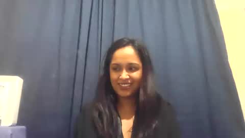 Snapshot of indiancutiexo chatting on 09.17.25 indiancutiexo online show from 09.17.25