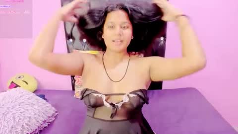 PARADISEQUEEN online show from 01.03.25