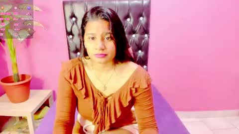 Snapshot of indianflame chatting on 06.25.26 PARADISEQUEEN online show from 06.25.26