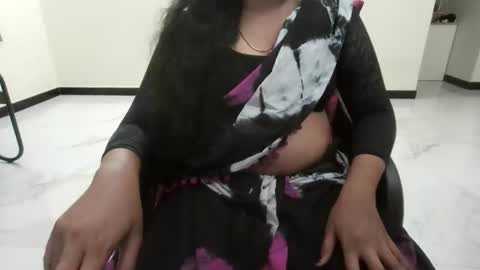 indiangirl2see online show from 10.12.25