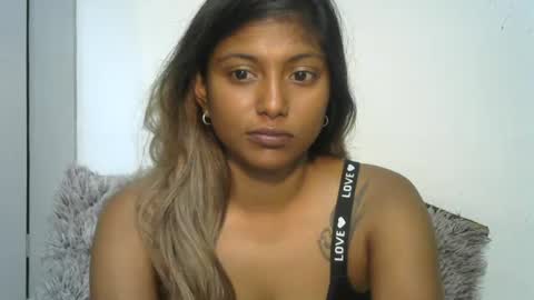 indianqtpie6 online show from 04.12.26