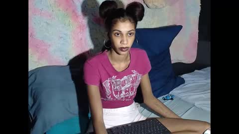 indianqueen5 online show from 11.28.25