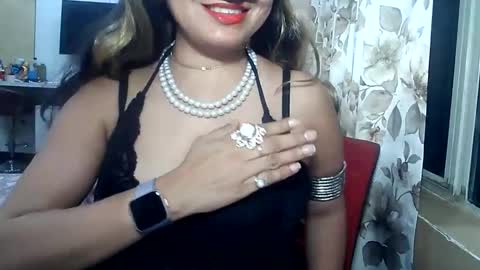 Snapshot of indianrads9 chatting on 02.22.25 Radha online show from 02.22.25