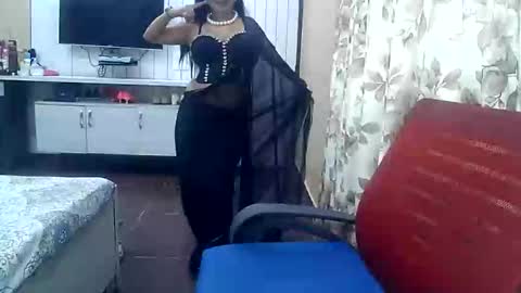 Snapshot of indianrads9 chatting on 10.18.25 Radha online show from 10.18.25