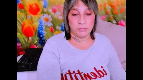 indianroxy27 online show from 02.14.26