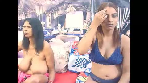 Snapshot of indiansexyass4u2luv chatting on 02.13.26 indiansexyass4u2luv online show from 02.13.26