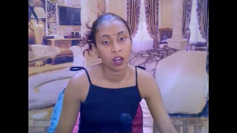 indiansexybutt4u2luv online show from 03.05.26