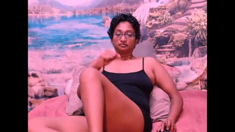 Shreya online show from 02.05.25