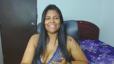 Aleja vallejo online show from 12.04.24