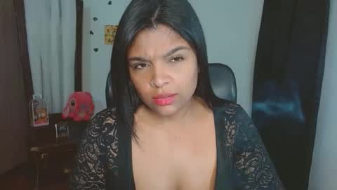 Aleja vallejo online show from 10.05.25