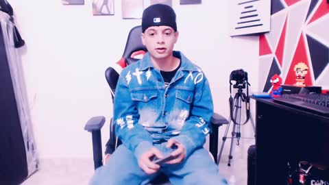 Snapshot of indomitablebeast chatting on 12.20.24 matias online show from 12.20.24