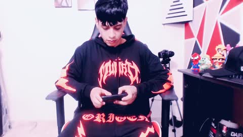 Snapshot of indomitablebeast chatting on 01.16.25 matias online show from 01.16.25