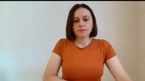 Snapshot of inessa_beauty chatting on 06.20.26 Inessa online show from 06.20.26