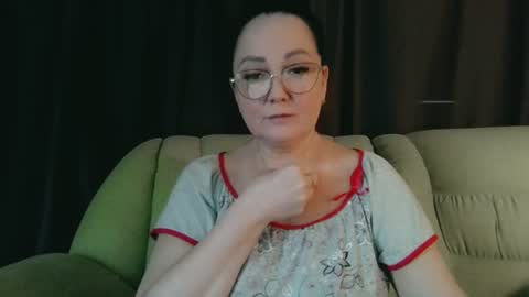 Snapshot of infinity_loveliness chatting on 06.21.26 Infinity online show from 06.21.26