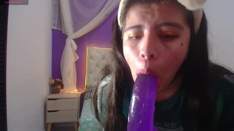 Ingrid petite online show from 12.07.24