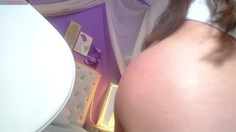 Ingrid petite online show from 12.12.24