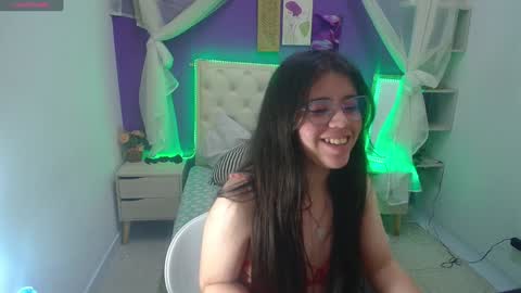 Ingrid petite online show from 12.12.24