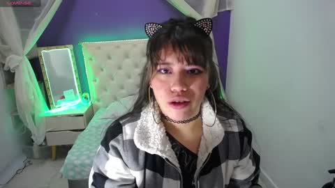 Ingrid petite online show from 01.16.25