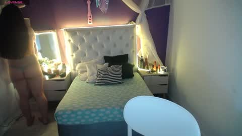 Ingrid petite online show from 01.23.25