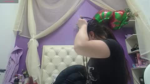 Ingrid petite online show from 09.12.25