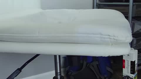 Hanging Out online show from 12.07.24