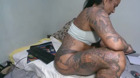 ink bella online show from 11.30.25