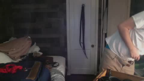 Snapshot of inmybackyard chatting on 01.05.25 InMyBackyard online show from 01.05.25