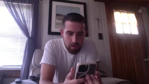 Snapshot of inmybackyard chatting on 09.19.25 InMyBackyard online show from 09.19.25