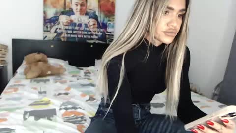 Snapshot of inna_sense chatting on 02.08.25 inna_sense online show from 02.08.25