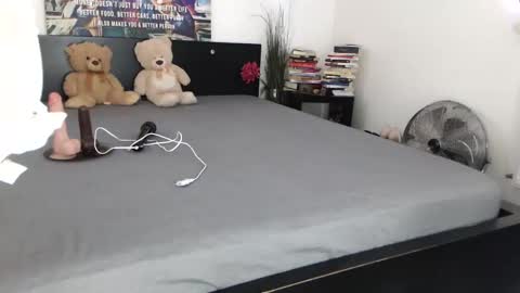 Snapshot of inna_sense chatting on 02.24.25 inna_sense online show from 02.24.25