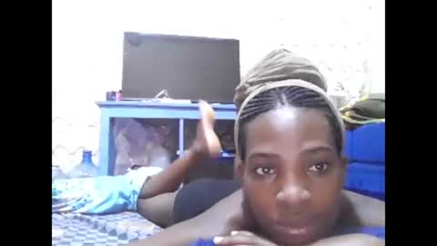 innocent_laurah online show from 01.22.25