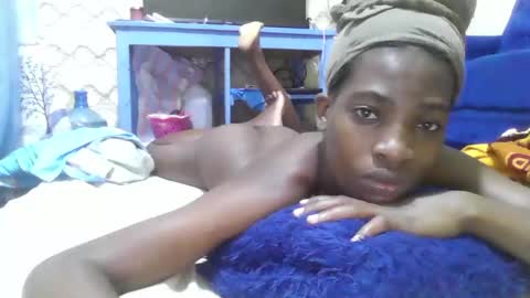 innocent_laurah online show from 02.11.25