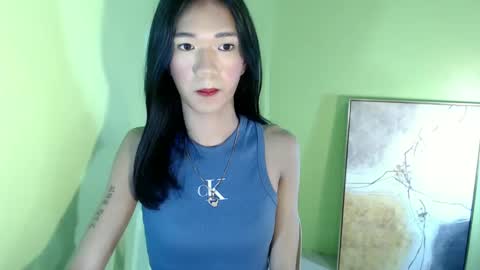 Reign online show from 02.07.25