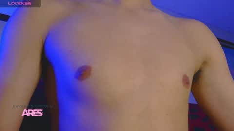 Snapshot of innocentsweetboy chatting on 03.10.25 Aaron online show from 03.10.25