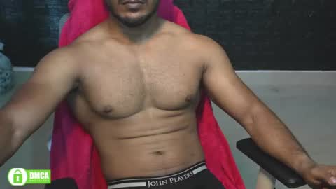 Snapshot of insanestud_miles chatting on 07.01.26 Miles online show from 07.01.26