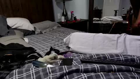 InsatiableCpl333 online show from 01.14.25