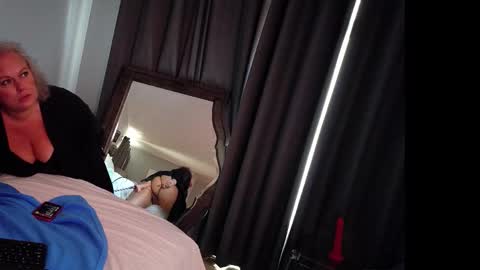 Snapshot of insatiablecpl333 chatting on 02.24.26 InsatiableCpl333 online show from 02.24.26