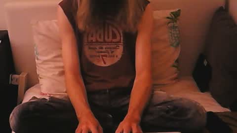 instantkarma2024 online show from 08.01.26
