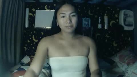 MAXINE online show from 04.16.26