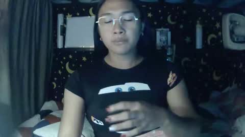 MAXINE online show from 04.26.26