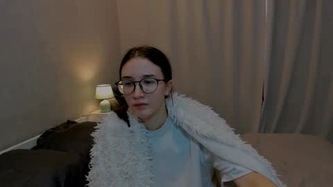 Snapshot of internetsexplorer chatting on 02.01.25 Bernadette Join online show from 02.01.25