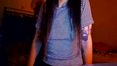 kirie  online show from 12.17.25