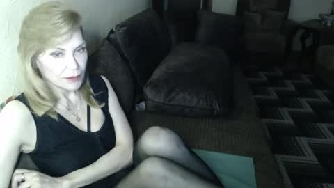 irenalegs online show from 04.20.26