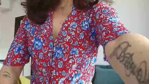 Irene online show from 03.25.26