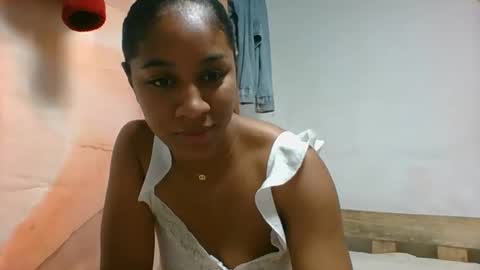 Snapshot of iriella2908 chatting on 09.30.25 iriella2908 online show from 09.30.25