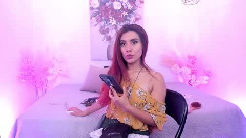 Iris Rosse online show from 09.21.25