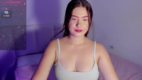 Snapshot of irinastone_ chatting on 11.14.25 Irina online show from 11.14.25