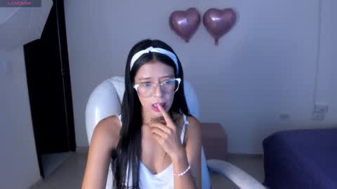 iris8_ online show from 02.18.26