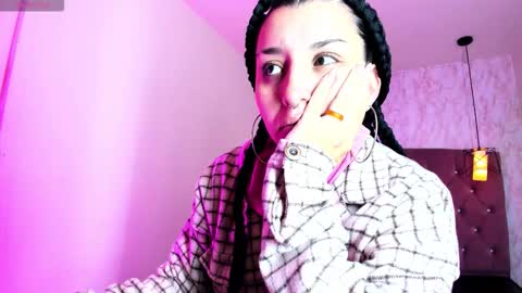 Snapshot of iris_77 chatting on 11.25.25 iris_77 online show from 11.25.25