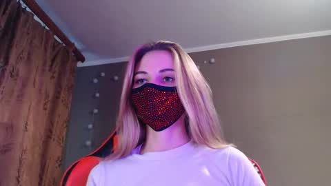 Lily online show from 10.24.25